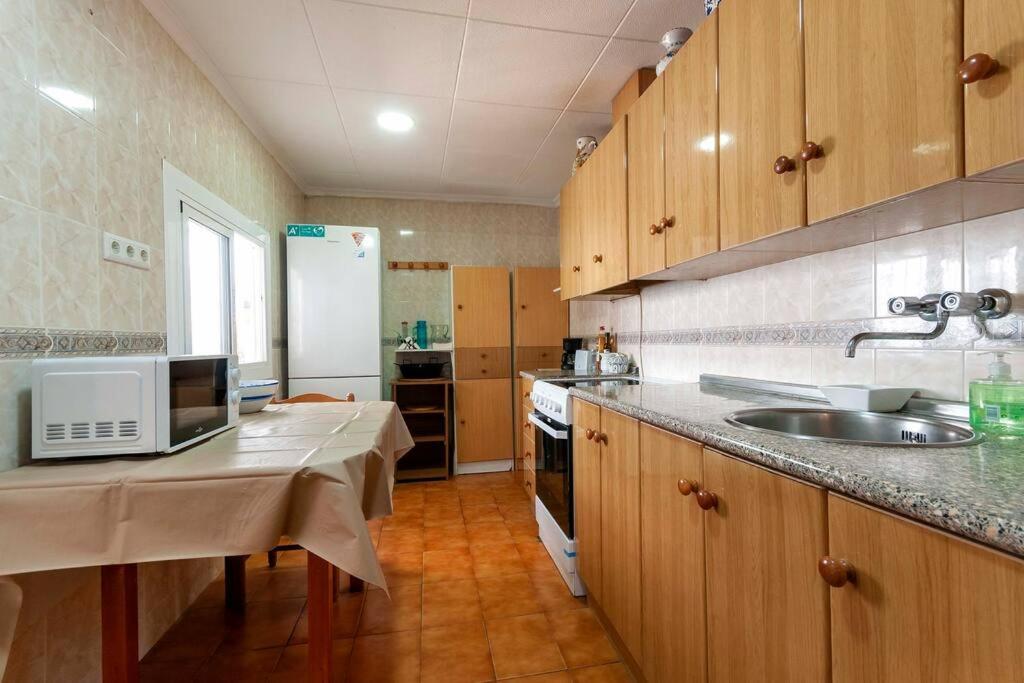 فيلا The Little House In The Neighbourhood لقنت المظهر الخارجي الصورة
